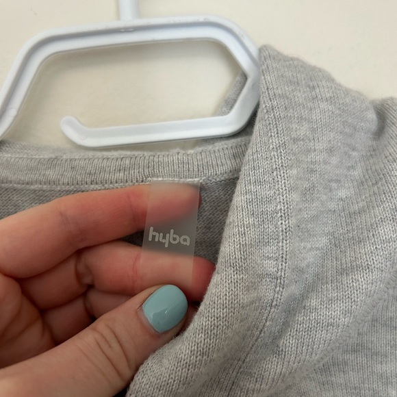 Gray & Cream Women's Crew Neck Sweater - Picture 2 of 6